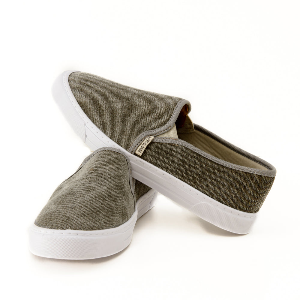 
                      
                        Slip-Ons Women
                      
                    